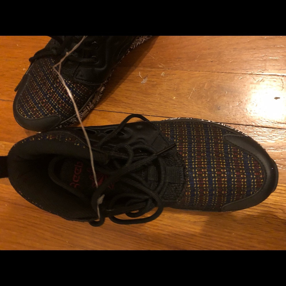 Reebok Shoes - Picture 2 of 4